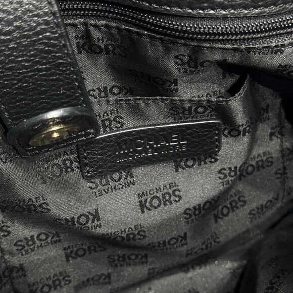 Michael Kors Hamilton Black Leather Tote Bag Shoulder Strap Medallion 15"x10"x4" - Picture 9 of 13